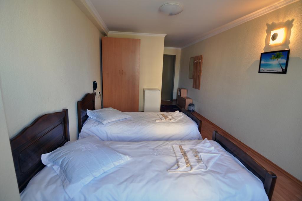 Sun Rise Hotel Τυφλίδα Δωμάτιο φωτογραφία